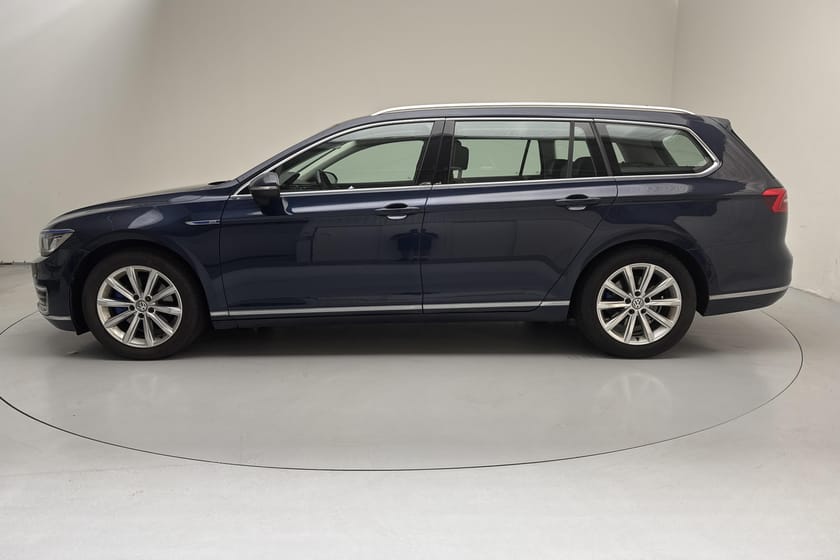Bild 2 av Volkswagen Passat Variant GTE 1.4 Plug-in-Hybrid Sportscombi (218hk)
