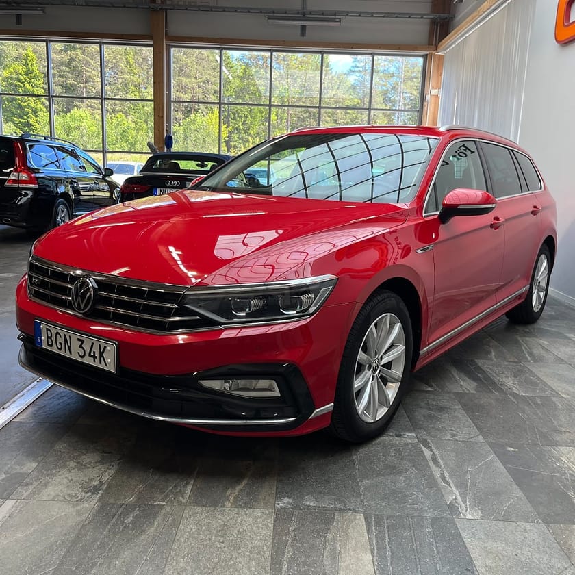 Bild 4 av Volkswagen Passat Sportscombi Sc 2.0 TDI GT Cockpit Carplay Navi Drag B-kamera 200hk