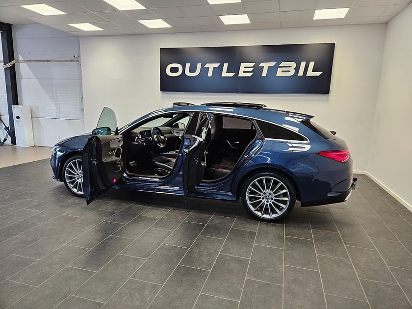 Bild 3 av Mercedes-Benz CLA 250 e Shooting Brake AMG Pano Värmare Navi Drag  MOMS