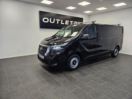 Nissan Primastar 2.0 dCi 150hk Värmare PDC Drag Verkstadsinredning MOMS