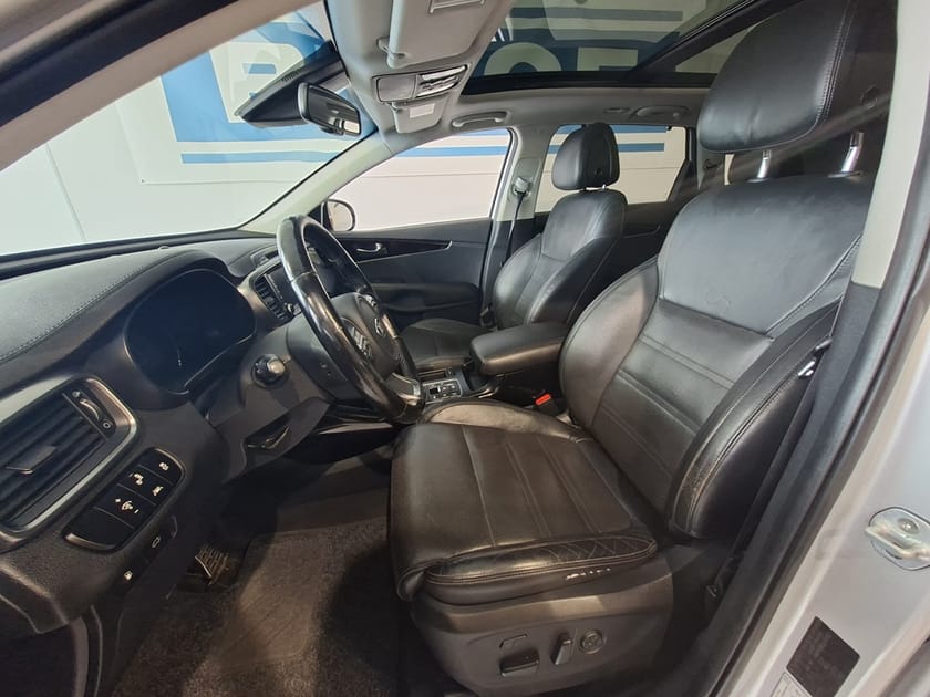 Bild 5 av Kia Sorento SORRENTO   2,2 CRDI AWD Automat 7-sits Drag Nav