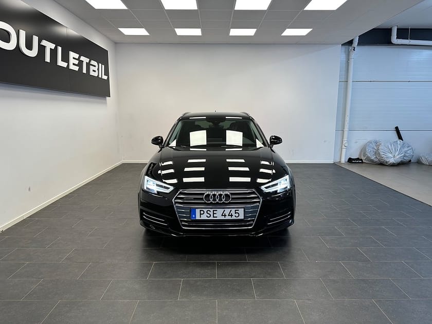 Bild 4 av Audi A4 Avant TDI quattro S Tronic Proline Nav Värmare Drag Cockpit