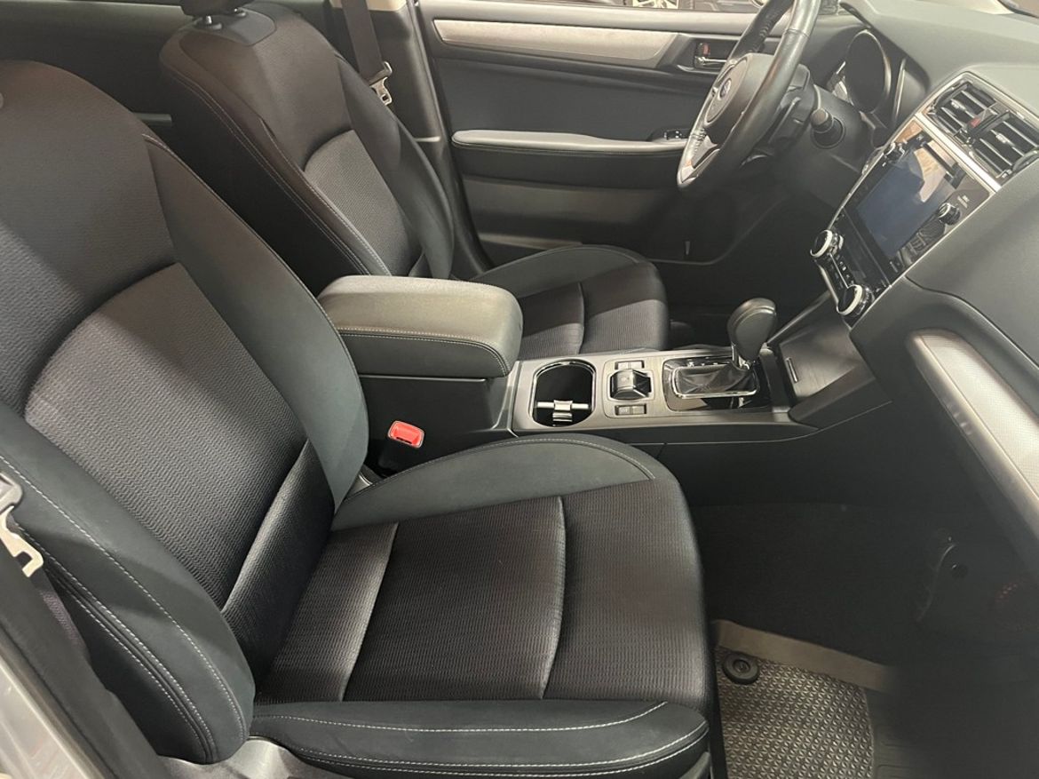 Subaru Outback 2019 - miniatyr 8