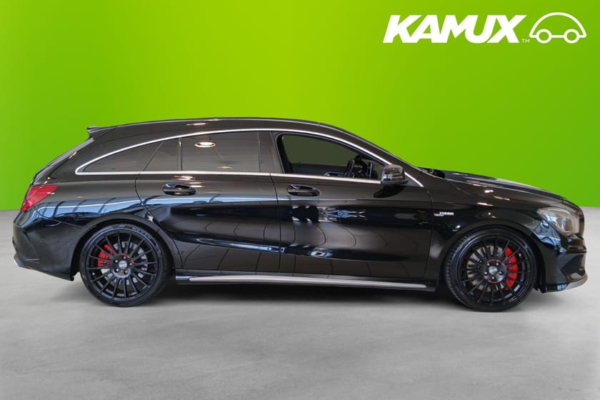 Bild 2 av Mercedes-Benz CLA 45 AMG 4MATIC Shooting Brake 360hk Panorama Backkamera Navi