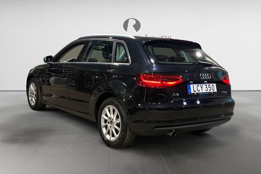 Bild 5 av Audi A3 Sportback SB 1.2 TFSI 110 HK ATTRACTION PDC 492KR/ÅR 6900MIL 16"