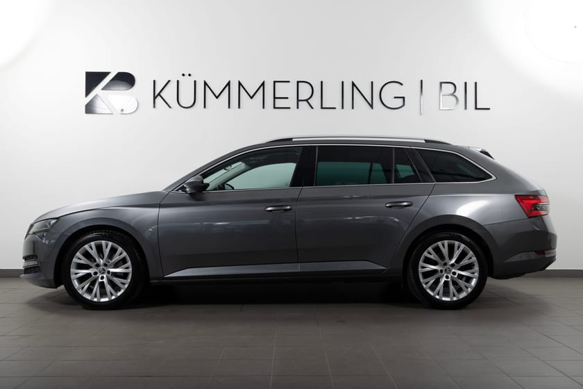 Bild 1 av Škoda Superb Kombi 2.0 TDI 4x4 DSG 200hk Canton/Pvärmare/Drag/Blind Spot