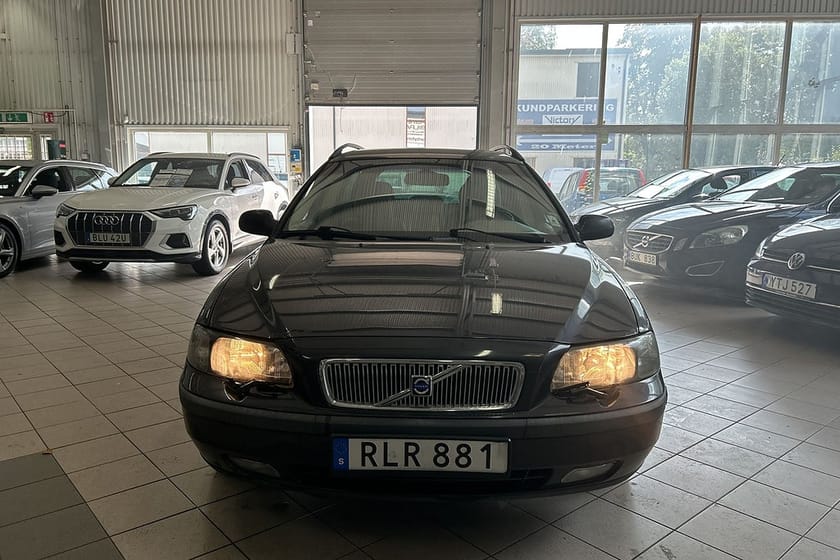 Bild 2 av Volvo V70 2.4 T / GDS BIL /