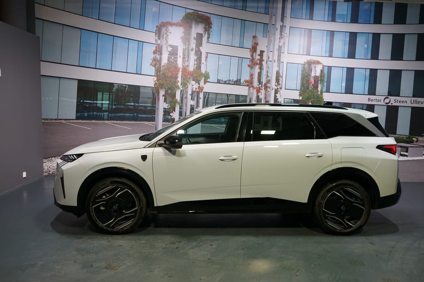Bilde 5 av Peugeot E-5008 Dual Motor