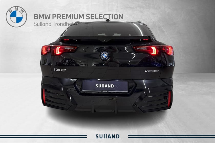 Bilde 4 av BMW iX2 xDrive30 ///M Sport/Head-Up/El.Sportseter/Panorama/HarmanK/Krok