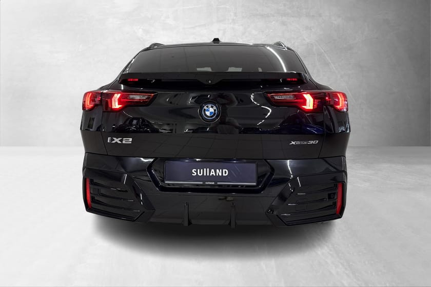 Bilde 4 av BMW iX2 xDrive30 ///M Sport/Head-Up/El.Sportseter/Panorama/HarmanK/Krok
