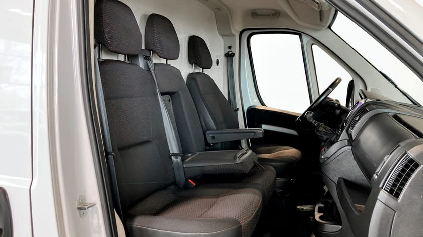Bild 5 av Opel Movano Van L3H2 2023 Värmare SoV-Hjul Ny kamrem