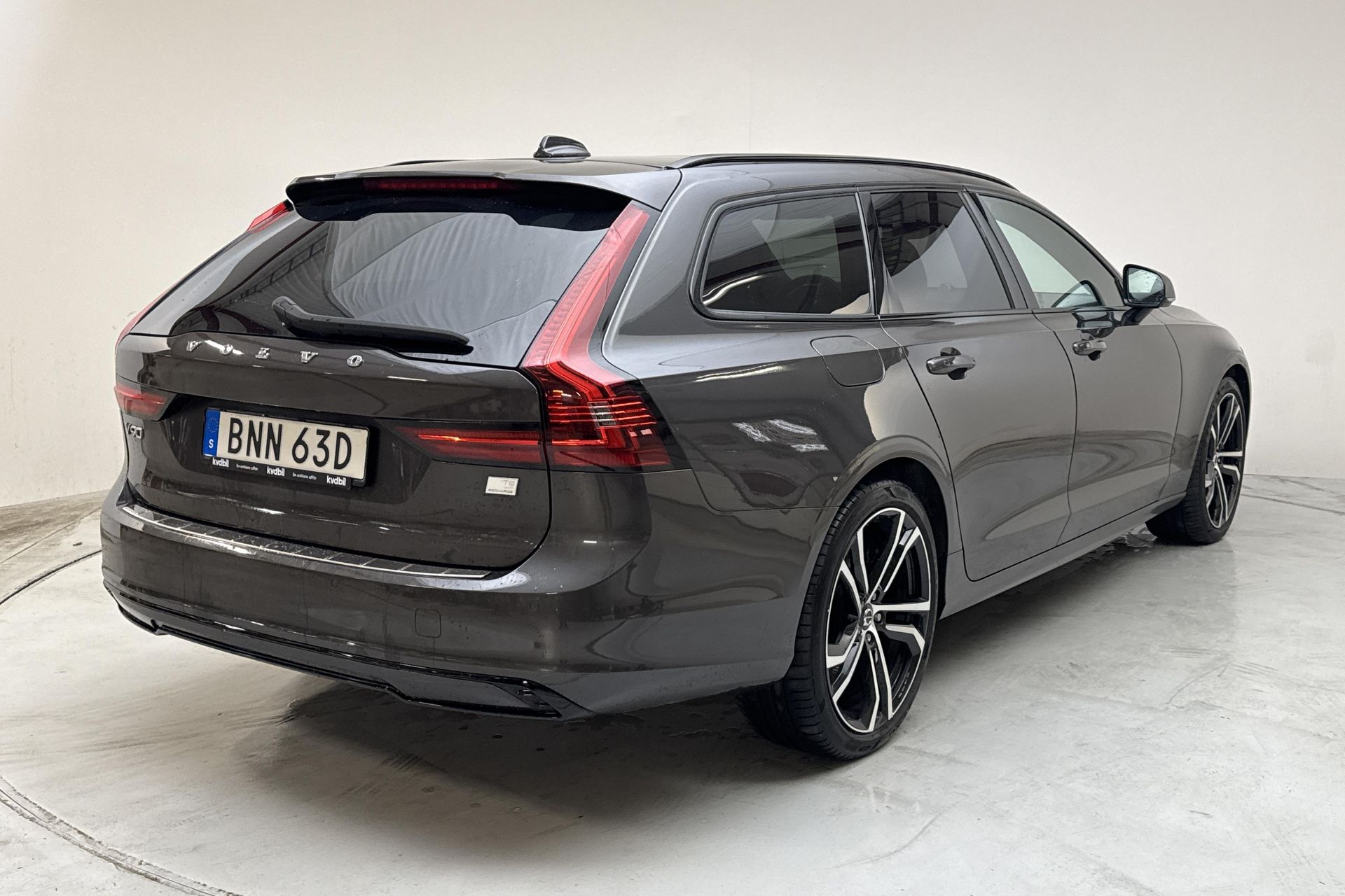 Volvo V90 Recharge T8 AWD 2021, bild 3/10