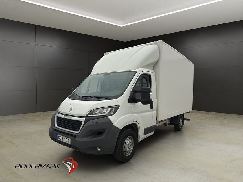 Bild 3 av Peugeot Boxer Chassi Cab 2.2HDi BAKGAVELLYFT 3-Sits Bluetooth Moms