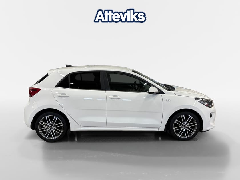 Bild 2 av Kia Rio 1.2 84hk Backkamera/Navi