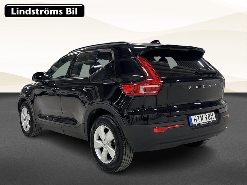 Bild 4 av Volvo XC40 T3 Momentum Core Sommar/Vinterhjul