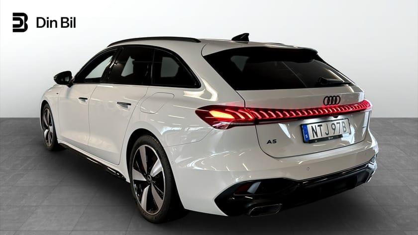 Bild 4 av Audi A5 Avant e-hybrid quattro Laddhybrid S-line/367 HK/Drag/värmare
