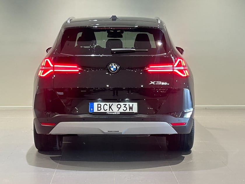 Bild 4 av BMW X3 30e xDrive Innovation Drag AdptFarth HuD H/K 20" Elstol