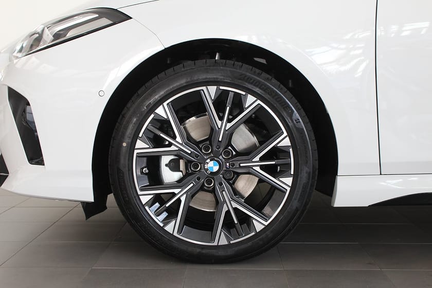 Bild 4 av BMW 120 4,95 ränta M Sport Design Rattvärme 18" Park Assist