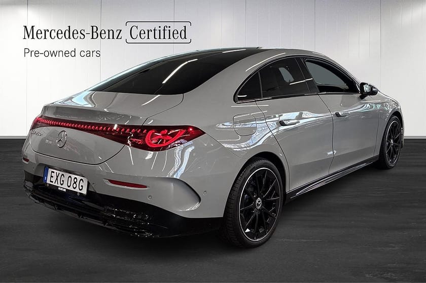 Bild 3 av Mercedes-Benz CLA 250+ AMG Drag Panorama 360° Night Package Burmester