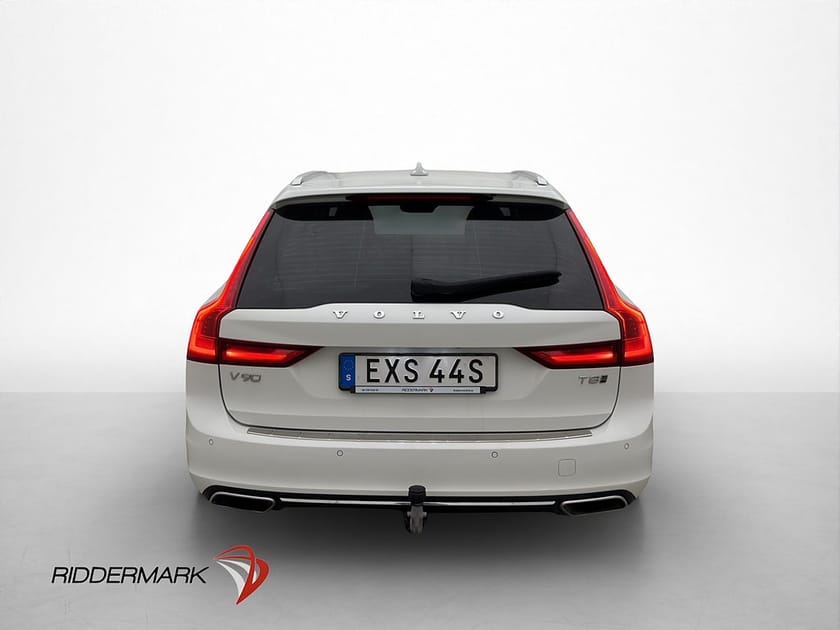 Bild 5 av Volvo V90 Recharge T8 AWD Momentum VOC B-Kamera Drag P-Värm