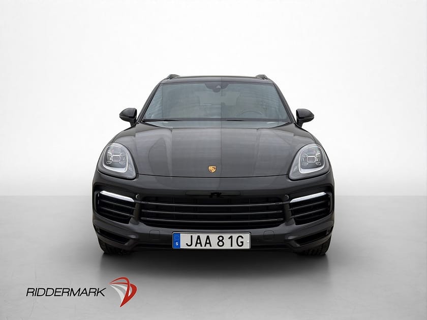 Bild 2 av Porsche Cayenne E-Hybrid 462hk Sport Chrono PASM Pano BOSE