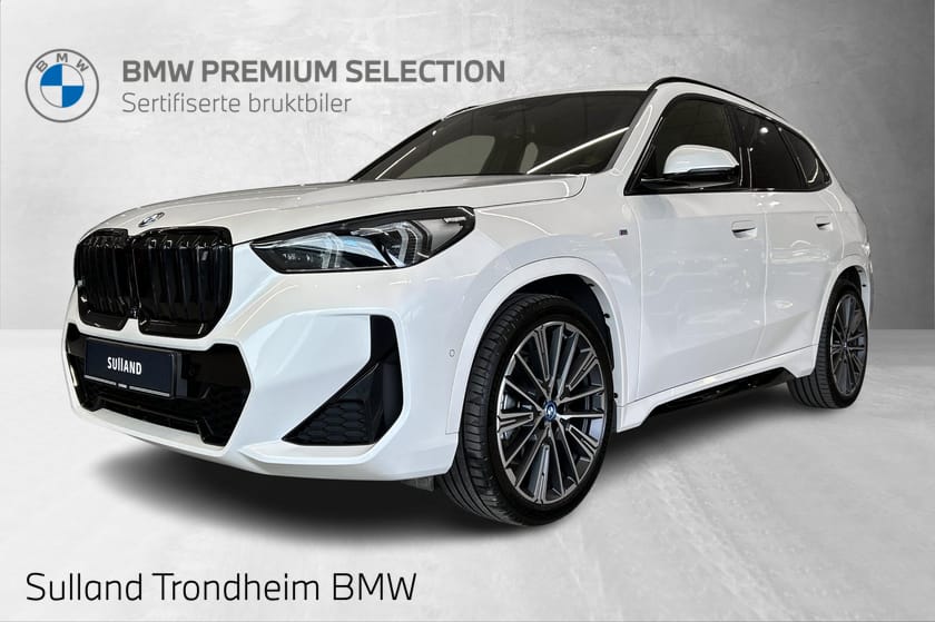 Bilde 1 av BMW iX1 xDrive30 I Fully Charged | SKINN | PANO | HARMAN |KROK