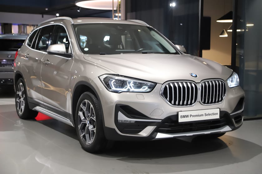 Bild 3 av BMW X1 xDrive25e xDrive 25e / Sportstolar / HUD / Backkamera