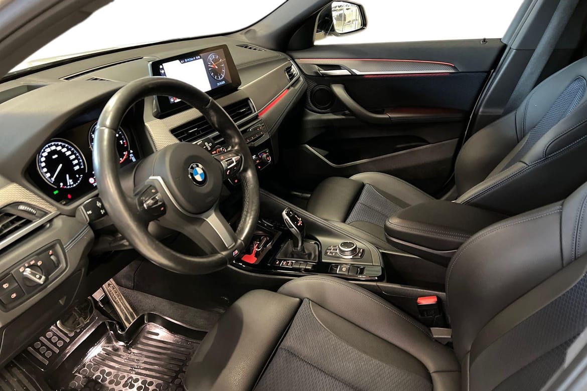 12 / 18