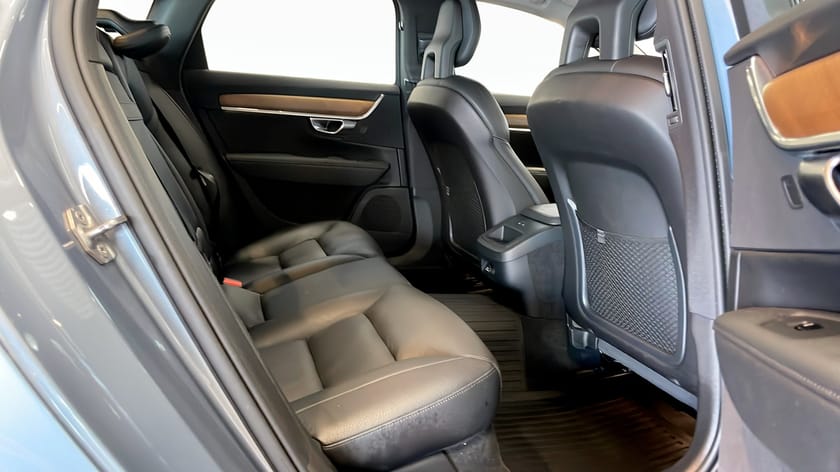 Bild 5 av Volvo S90 D4 AWD Geartronic Drag Rattvärme AWD Backkamera