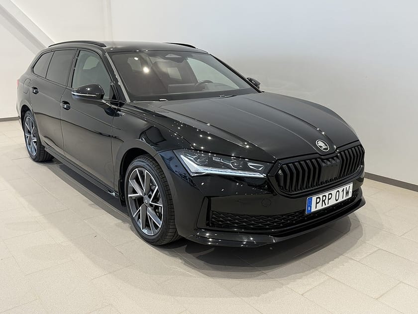 Bild 1 av Škoda Superb iV Kombi Skoda Combi NG 2025 SPOR