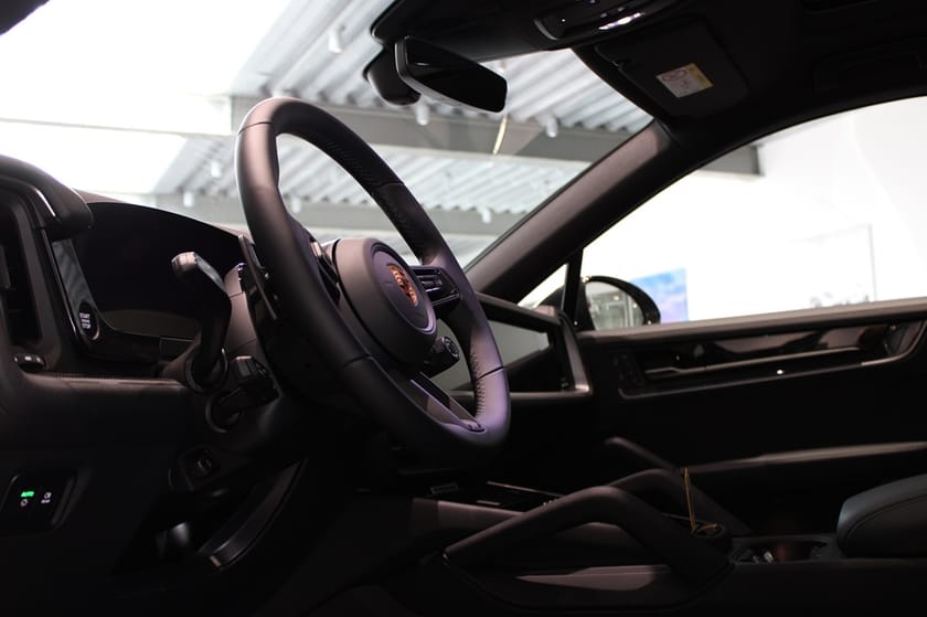 Bild 3 av Porsche Cayenne S E-Hybrid Coupé Black Edition