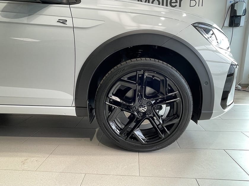 Bild 3 av Volkswagen Taigo R-LINE 1.5 TSI 150 HK DSG