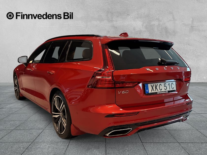 Bild 3 av Volvo V60 Recharge T6 R-Design (V-hjul, Drag, HUD, 360)