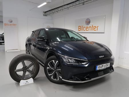 Kia EV6 77.4 kWh AWD V-Däck ingår 360°-Drag-El/Ventstol-Navi-Ca