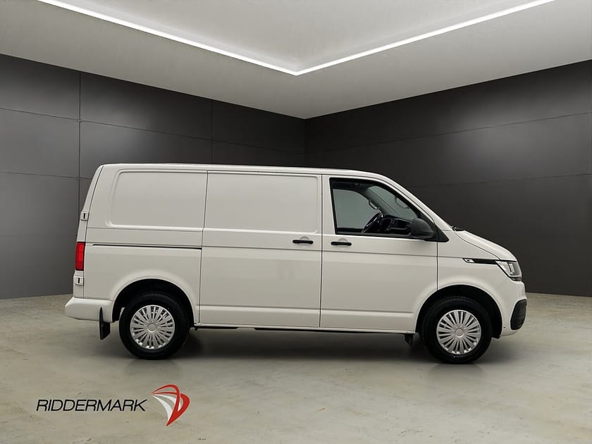 Bild 2 av Volkswagen Transporter 2.0TDI Värmare PDC Drag CARPLAY Moms