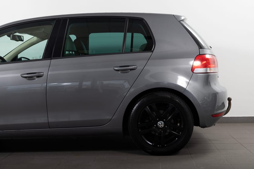 Bild 5 av Volkswagen Golf 5-dörrar 1.6 TDI 105hk Backkamera/Drag/Läder
