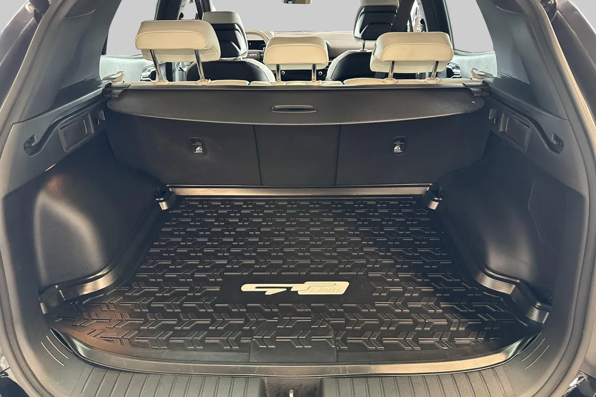 picture of a car