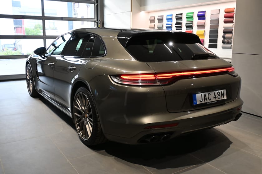 Bild 5 av Porsche Panamera 4 E-Hybrid Sport Turismo Platinum Edition