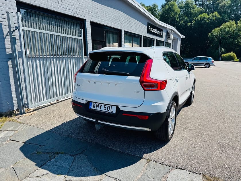 Bild 3 av Volvo XC40 T3 163HK GEARTRONIC / NAVI / VÄRMARE / DRAG