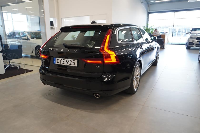 Bild 5 av Volvo V90 T4 Business Advanced VoC Backkamera