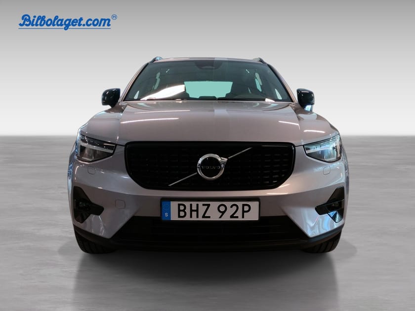 Bild 5 av Volvo XC40 B4 FWD Bensin Plus Dark