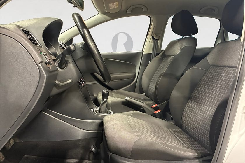 Bild 3 av Volkswagen Polo 5-dörrar 1.2 TSI 90 HK M&K 12400MIL 360KR/ÅR 0.40L/MIL