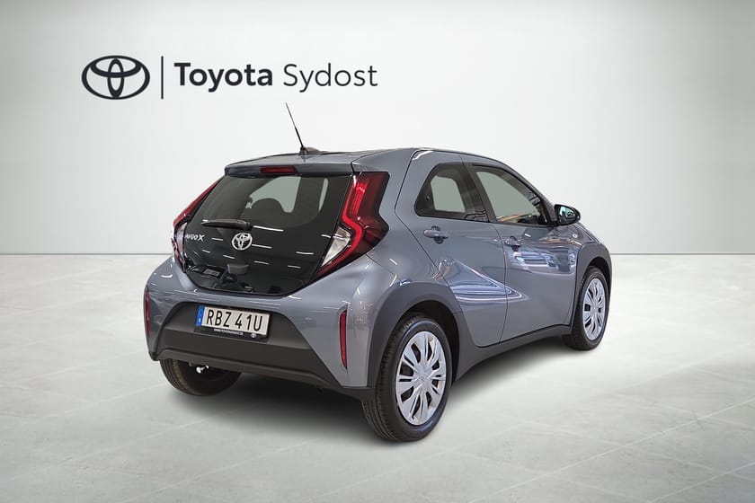 Bild 2 av Toyota Aygo X 1,0 Play
