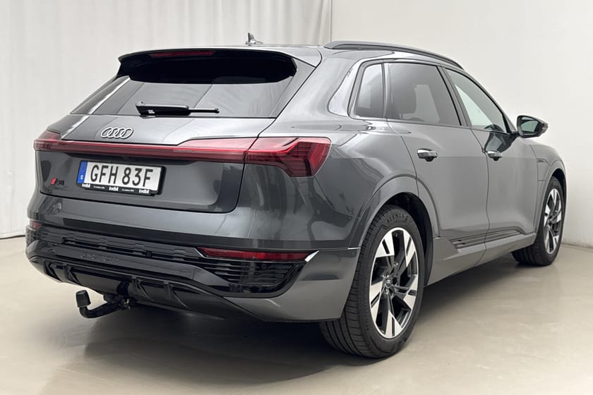 Bild 3 av Audi Q8 55 e-tron quattro (408hk) S-Line Läder Pano