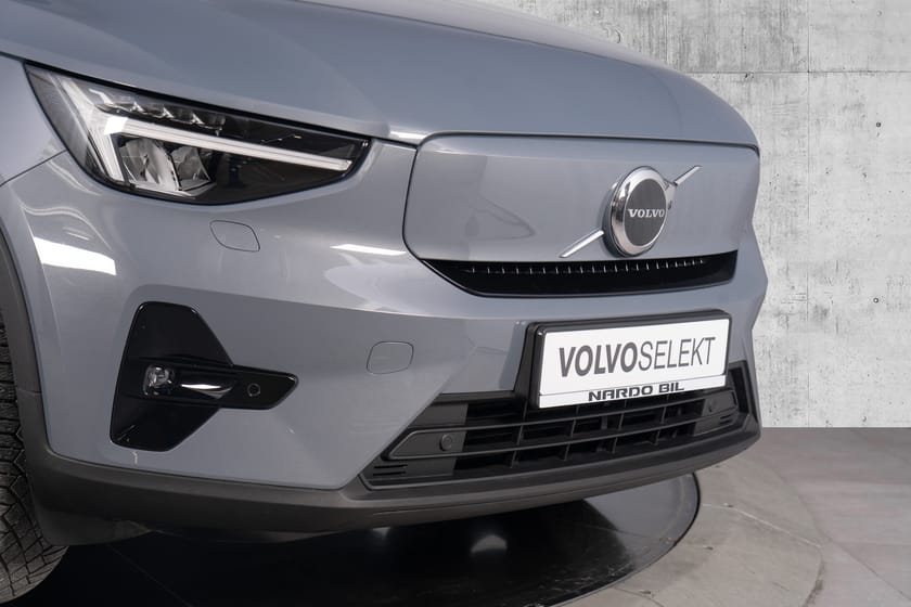 Bilde 2 av Volvo XC40 Recharge Single Motor Plus 231 hk. Varmepumpe/VOC/Adaptiv CC/Oppv.Ratt