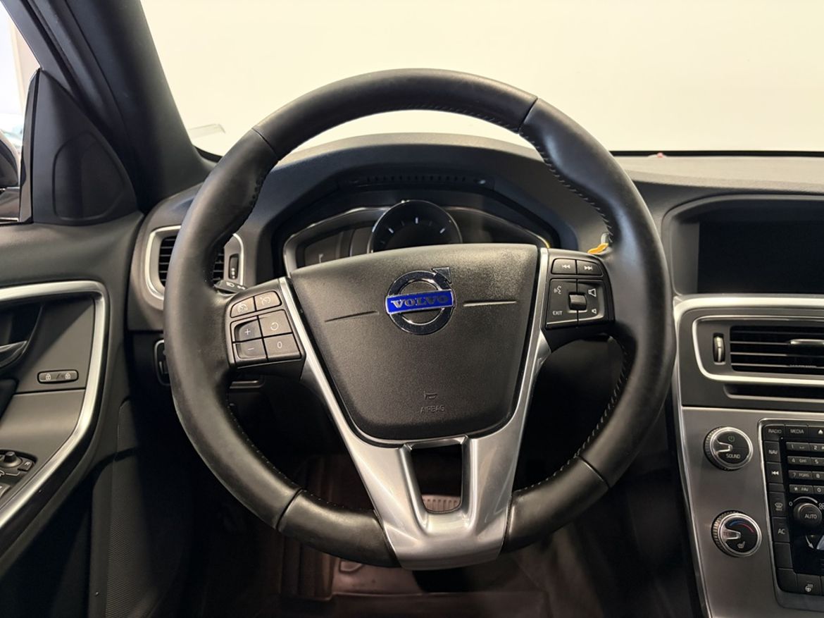 Volvo Volvo V60 Cross Country — bild 12