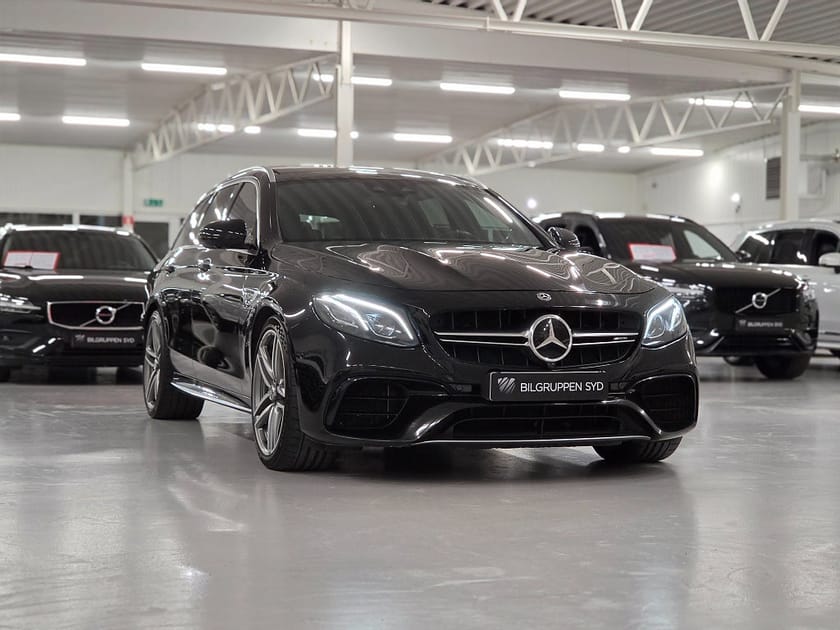 Bild 4 av Mercedes-Benz AMG E 63 S T 4MATIC+