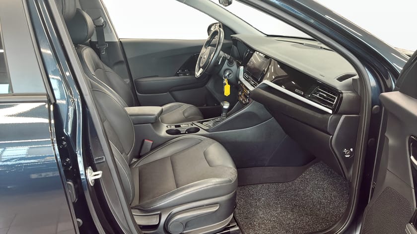 Bild 3 av Kia Niro P-HEV 1.6 PLUG-IN ADVANCE PLUS 1