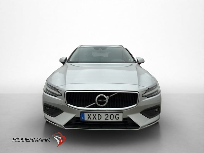 Bild 1 av Volvo V60 B4 197hk Momentum Skinn Värmare Navi Kamera