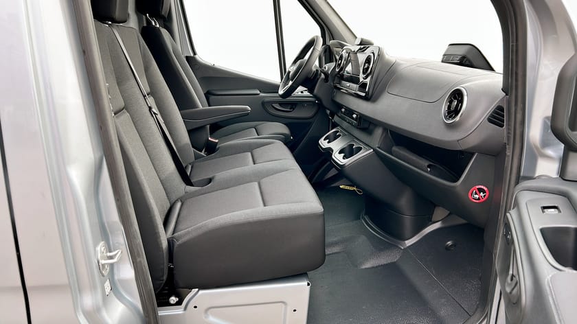 Bild 3 av Mercedes-Benz Sprinter 317 CDI RWD Panel Van